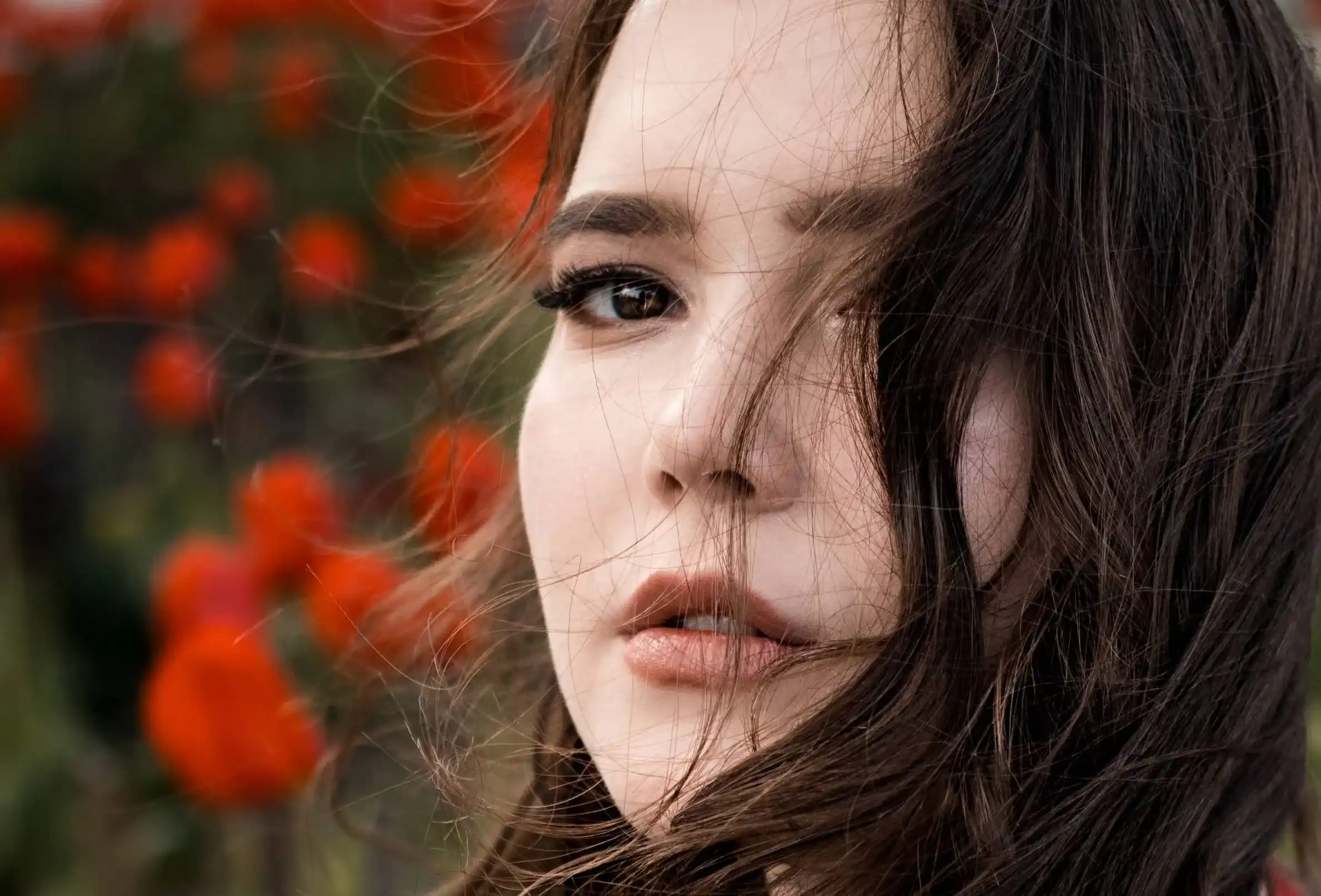 Весна. Девушка